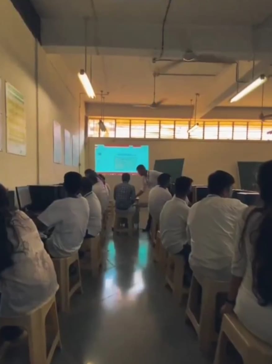 PCB DESIGNING AND CIRCUIT SIMULATION